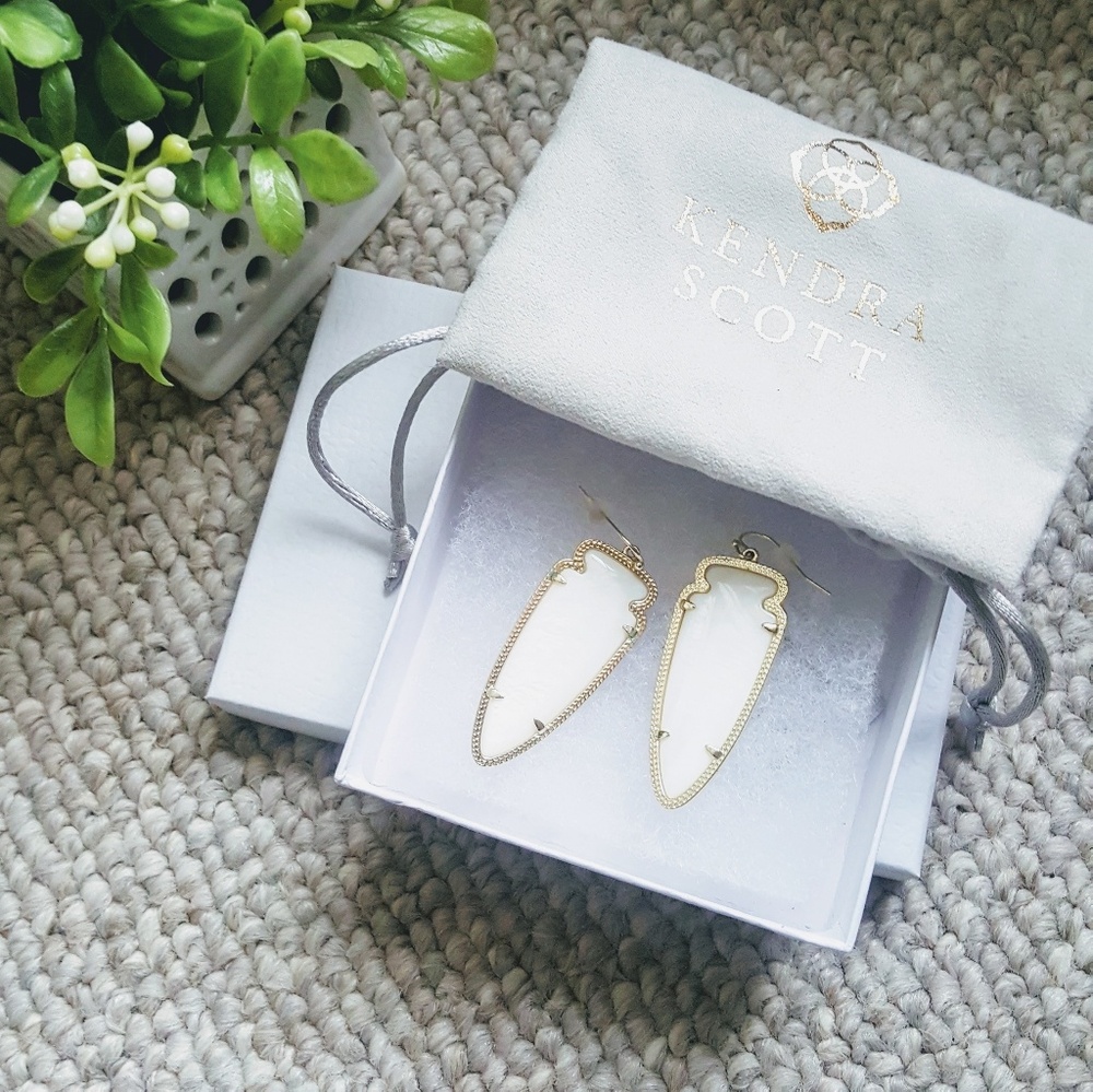 KENDRA SCOTT EARRINGS